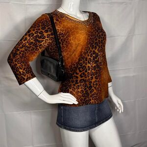 Vintage Leopard Print Beaded Top🤎 - Size M